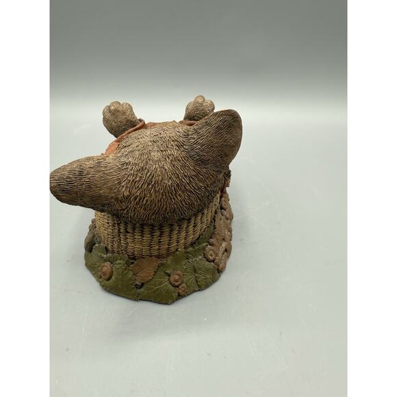 Vintage Amanda #9065 Sleeping Cat Figurine in Basket w/ Blanket 1993 by Willitts - Picture 4 of 9